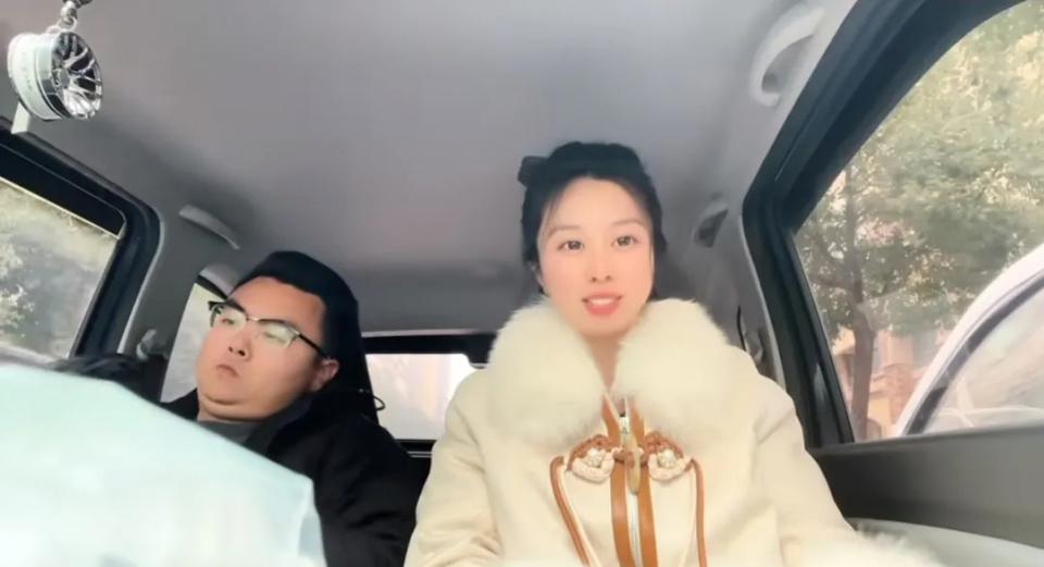 郭威情绪爆发,田静力挺,熊磊新发型直播受热捧 郭威情绪爆发,田静说是