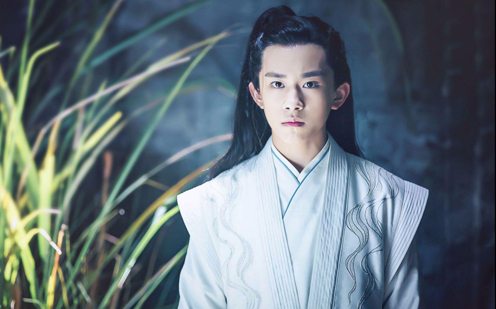 赵丽颖与易烊千玺:娱乐圈地位攀升,二搭见证成长 赵丽颖与易烊千玺