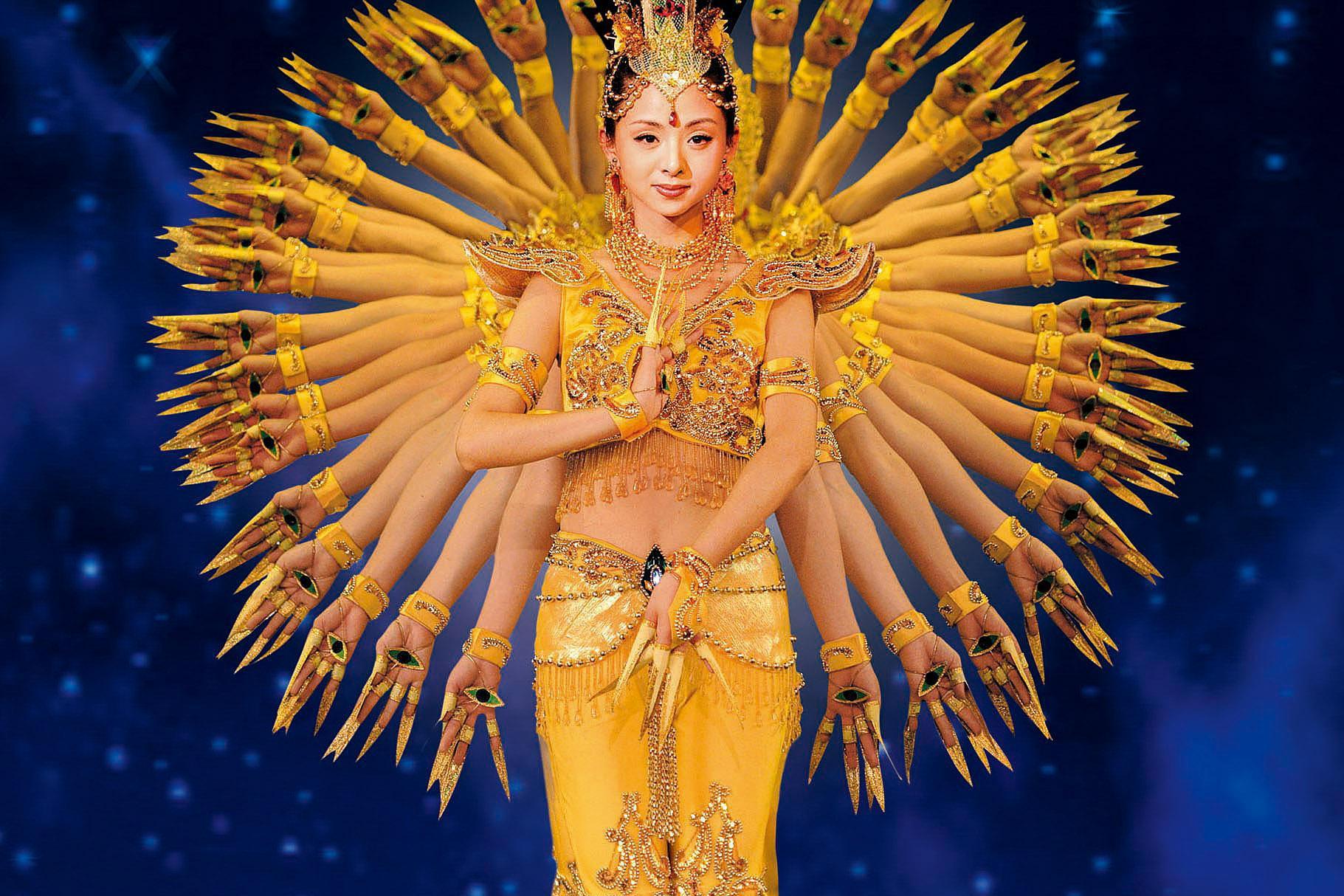 邰丽华:从失聪少女到舞蹈传奇,她的坚韧与光芒 邰丽华,一个名字,一部
