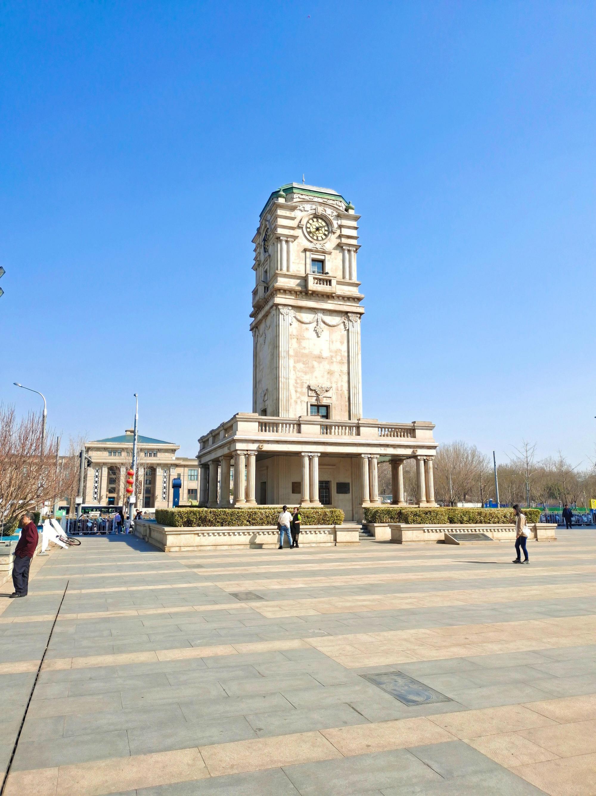 天桥印象博物馆】位于北纬路与天桥南大街交汇处的地下一层,总面积