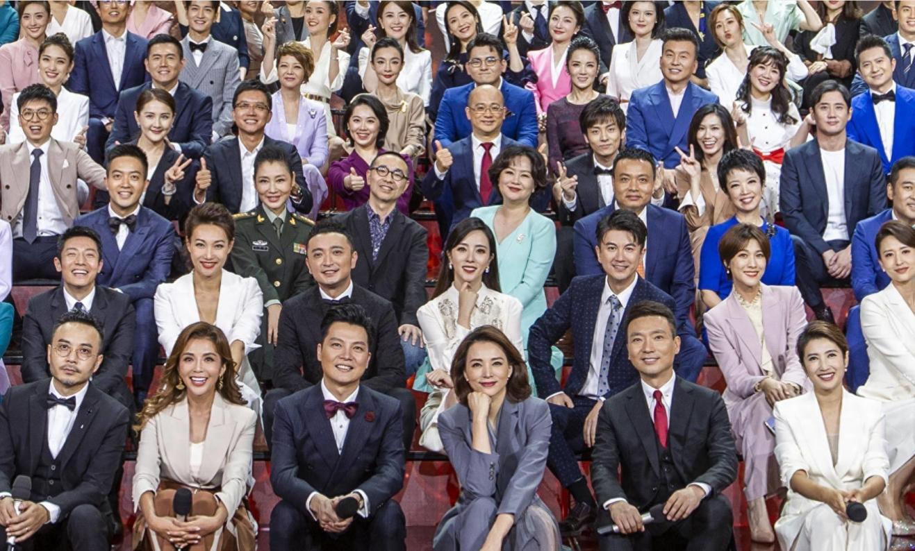 央视门面担当揭晓:任鲁豫龙洋获认可,董卿康辉工作量减少 央视门面