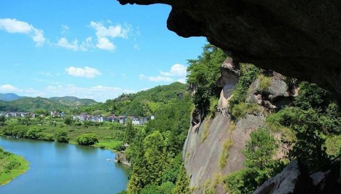 北斗推荐:丽水十大必游景点 丽水,一个隐藏在浙江西南角的美丽秘境,曾