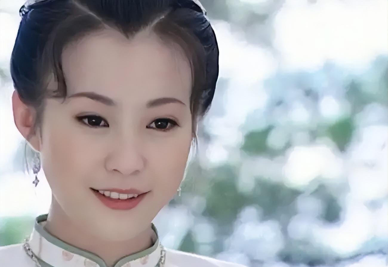 2019年,郝蕾与刘烨的婚姻画上了句号,如今