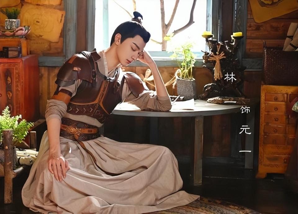 林一:善用特长,校园男主统治区 林一是北体国标舞专业的,身高腿长自是