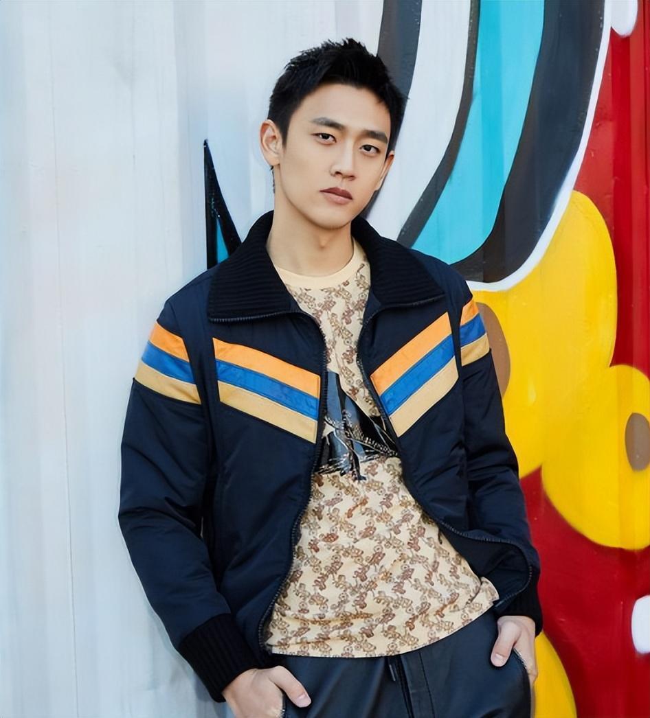 烟火人家》助力王天辰走出九年沉寂,坚持成就演员之路 烟火人家》作为