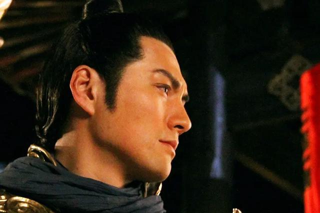 《烈焰》哭戏感人,古装男神称号名不虚传 严屹宽在《烈焰》中饰演男二