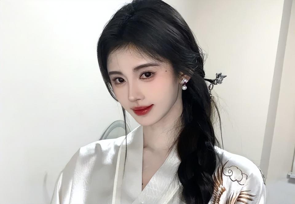 鞠婧祎 恶女演技教科书 鞠婧祎在新剧《花间令》中的恶女演技令人惊艳