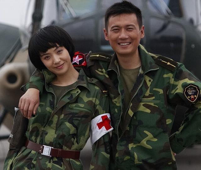 特种兵夫妻档:戏里父女情,戏外真夫妻,获最佳荧幕奖!