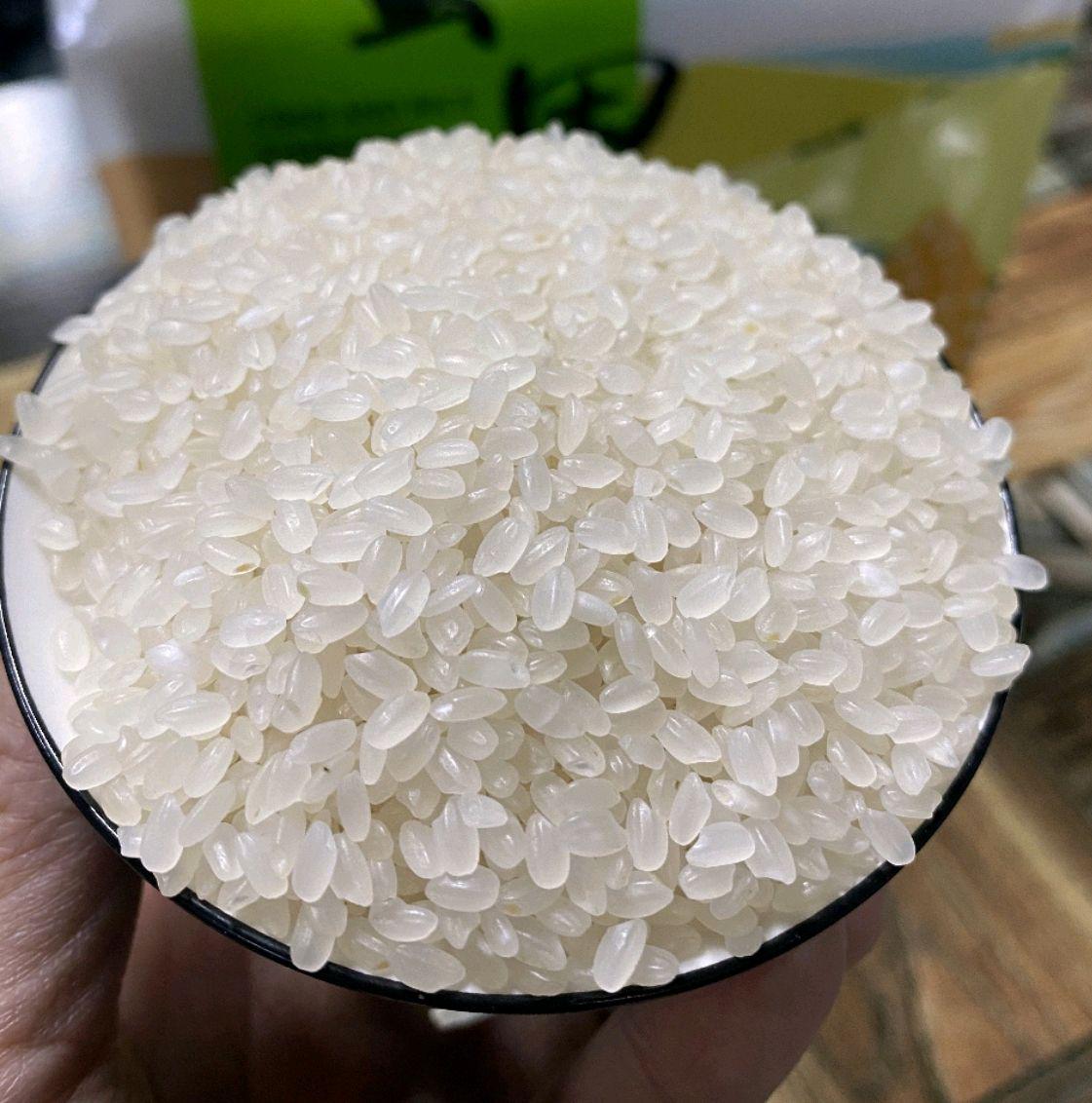 东北大米:口感香糯,品质卓越,赢得消费者喜爱 东北大米是中国大米的
