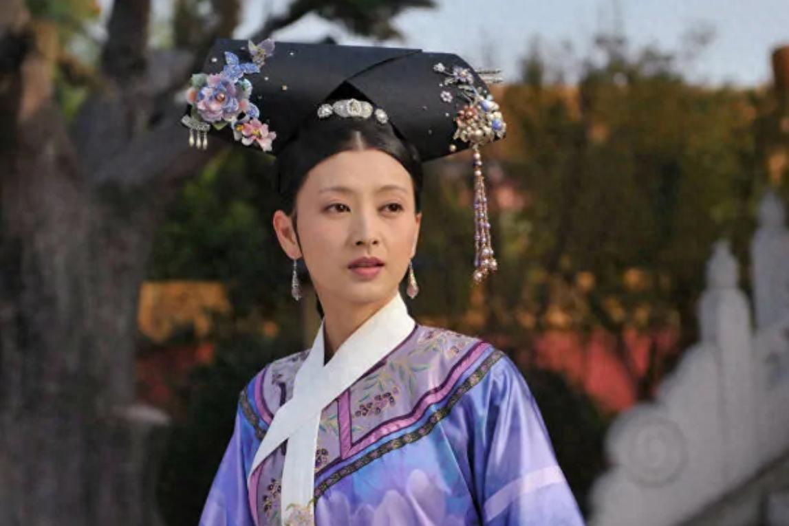 从当红女星到幸福人妻,澜曦的.@银河剪影少女的动态