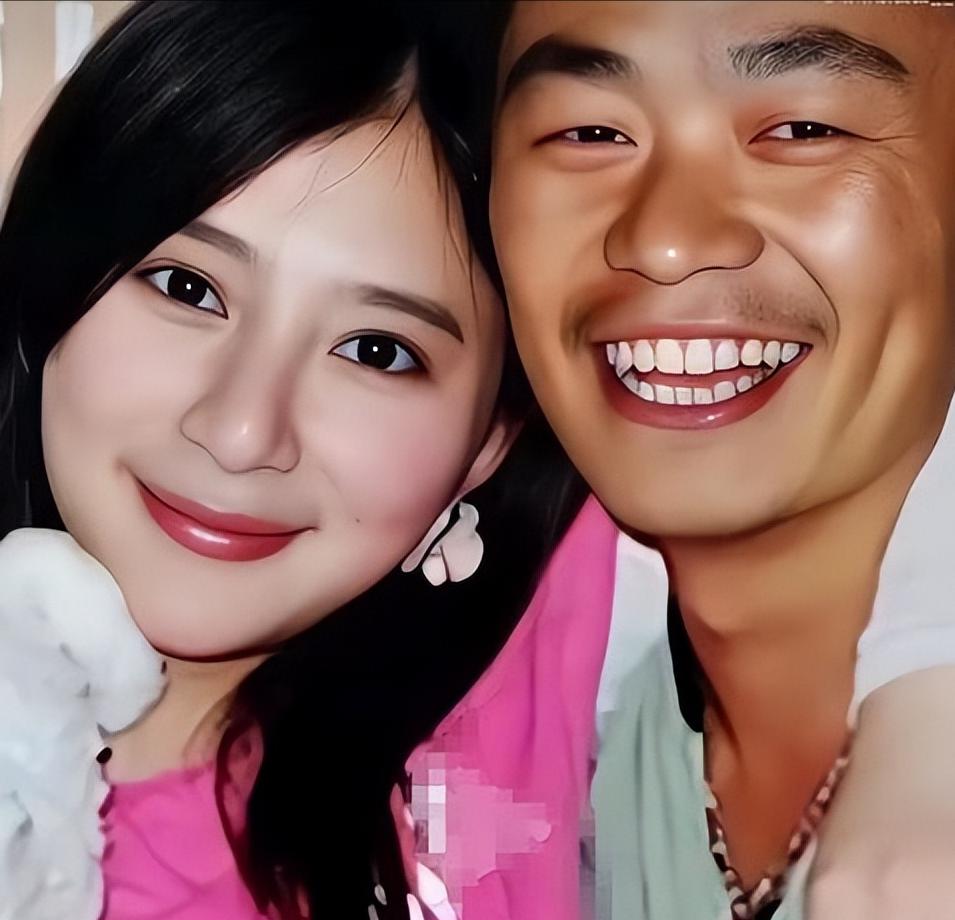 王宝强:从龙套王子到导演巅峰,坚韧与才华铸就辉煌 王宝强,一个来自