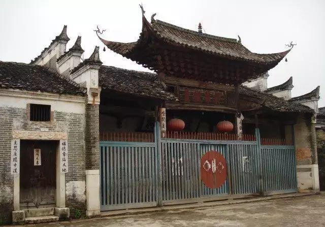 江西吉安四大古村:历史与文化的旅程 江西吉安,一片被自然与历史双重