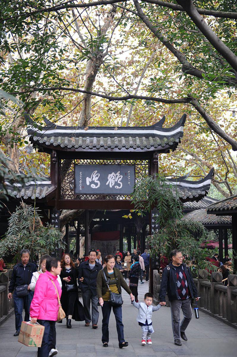 武侯祠:探寻三国文化的圣地 武侯祠,位于四川省成都市武侯区,是纪念