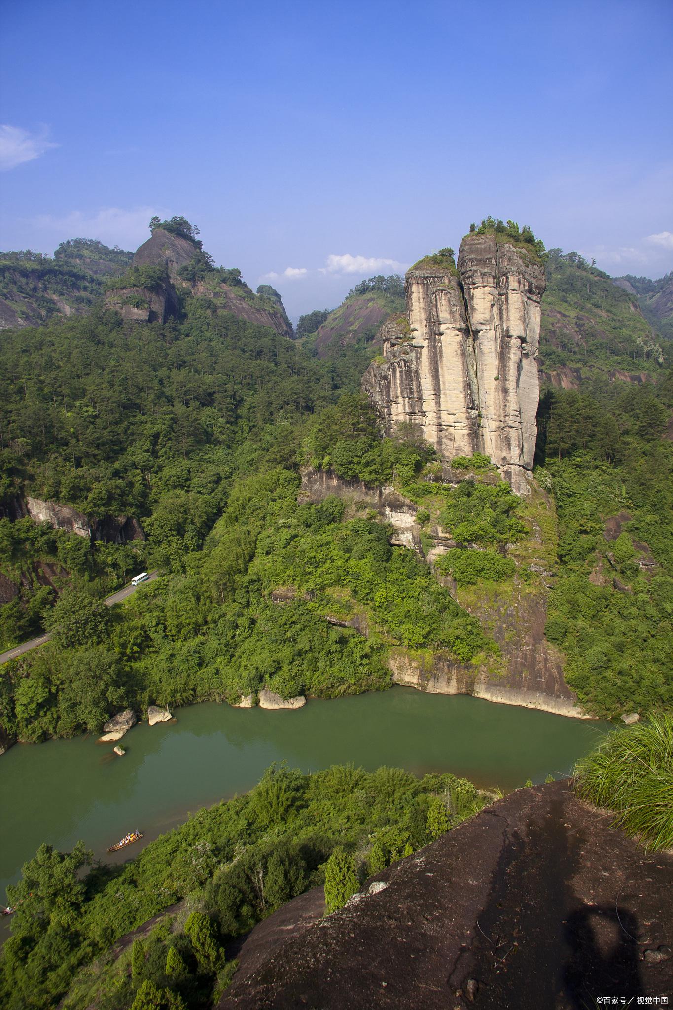 武夷山之旅:自然之美,历史之旅 武夷山位于江西与福建交汇之处,是一片