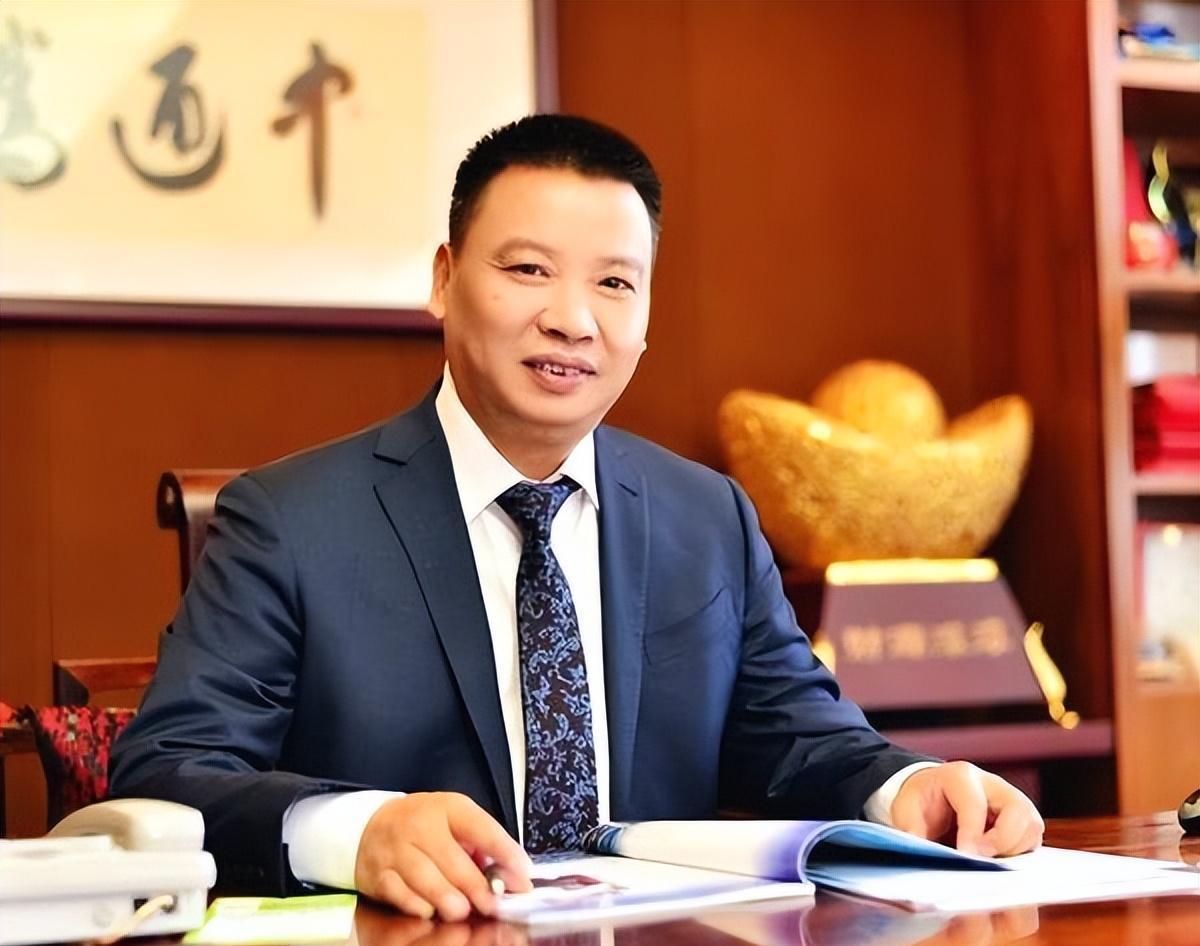 中通快递创始人赖梅松引领智慧变革,中通跃居全球快递业之巅 中通快递