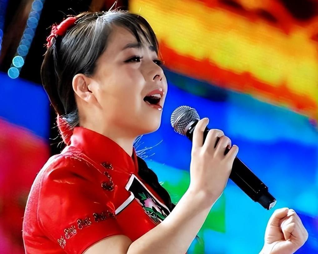 证实宋丹丹的独到眼光 王二妮,中国内地女歌手,凭借独特嗓音和扎实