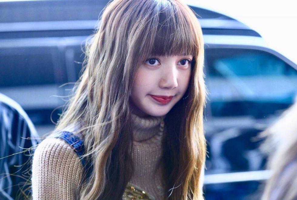 lisa:blackpink的灵魂舞者,流行文化的璀璨之星 lisa,这位出生于泰国