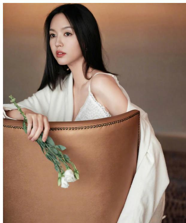 奚梦瑶:人间清醒的抉择 张梓琳的人生经历向我们传递了重要的信息