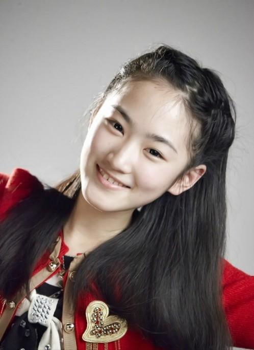 父母爱情》:黄诗佳的命运转折 黄诗佳,年仅13岁考入上海戏剧学院,曾在