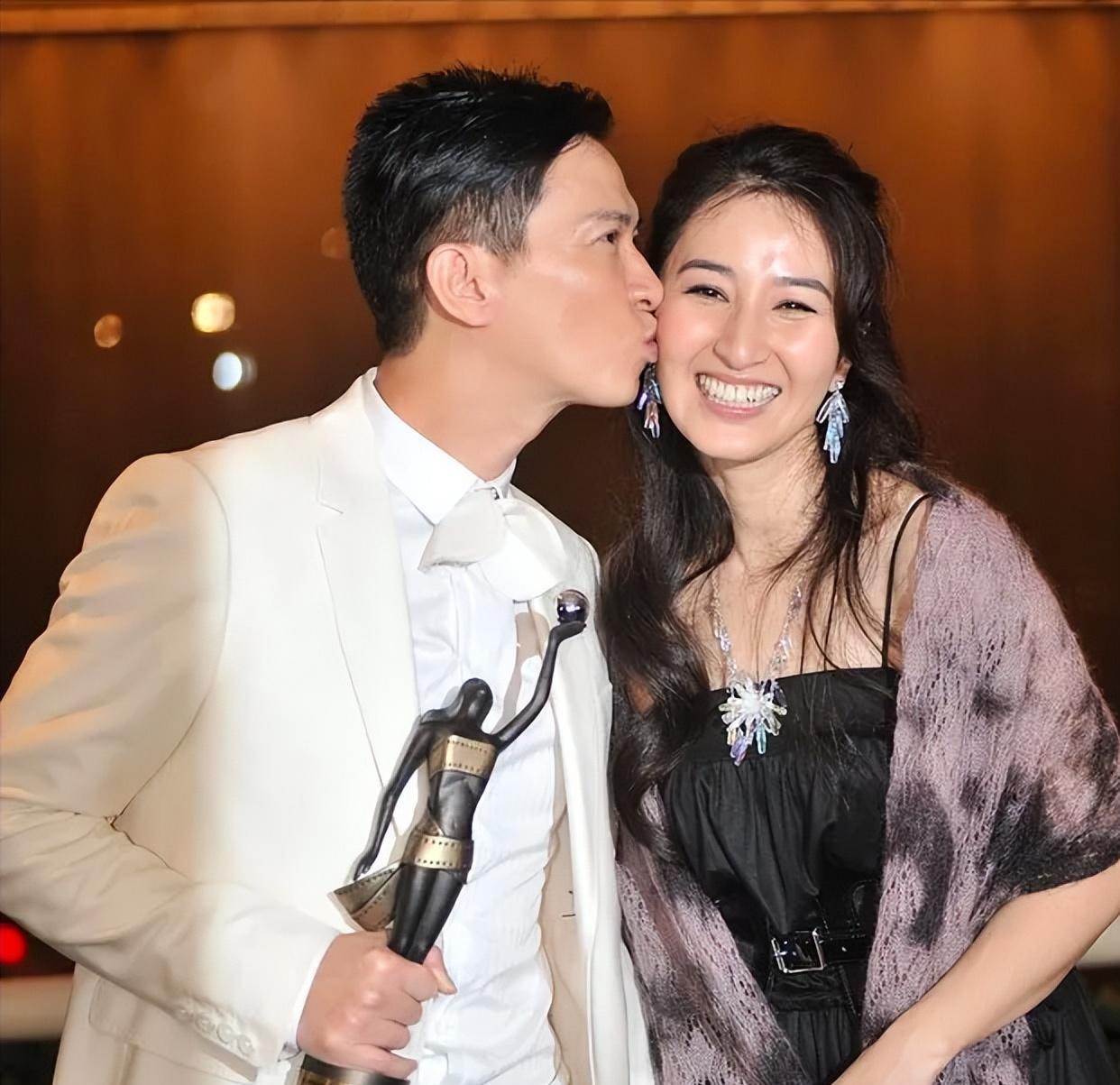 秦昊伊能静婚姻启示:相互成就,共同成长 秦昊和伊能静的婚姻故事让