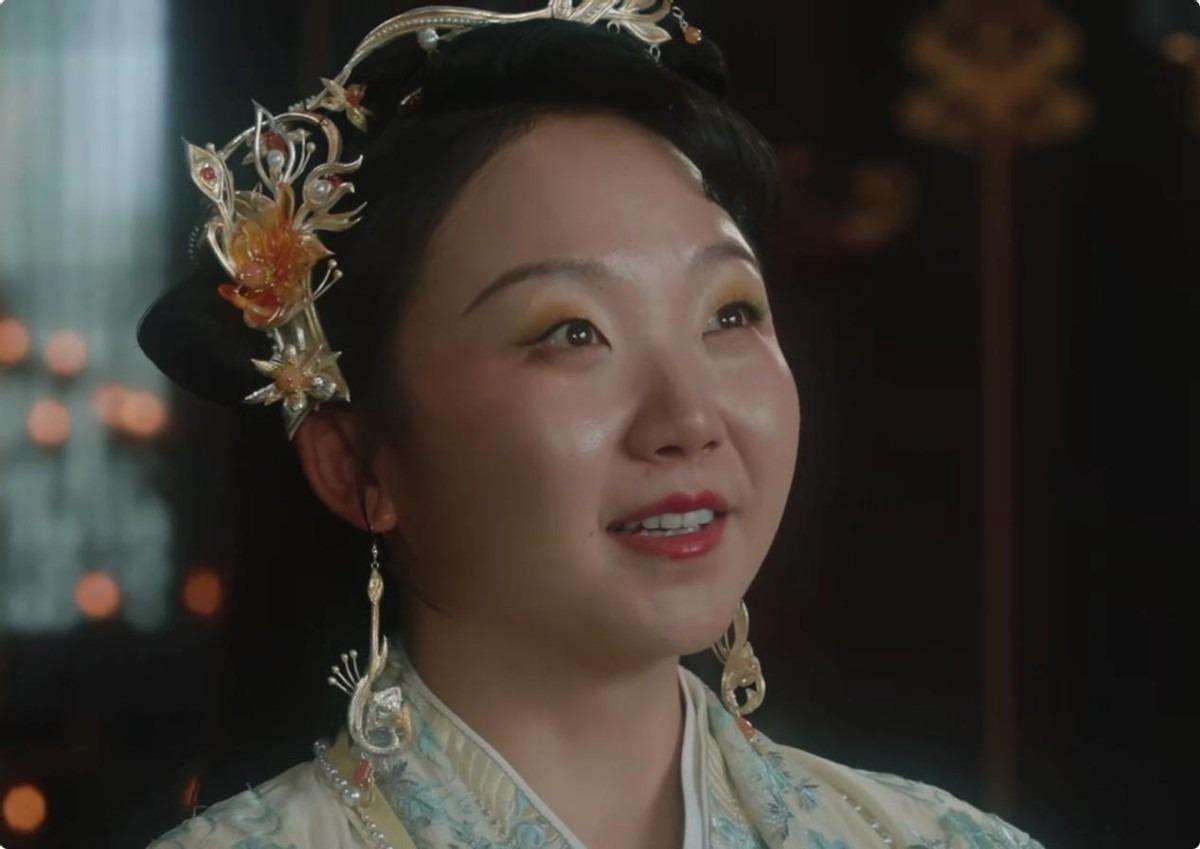 辣目洋子演仙界神女遭吐槽 辣目洋子在最新热播剧《与凤行》中的表现