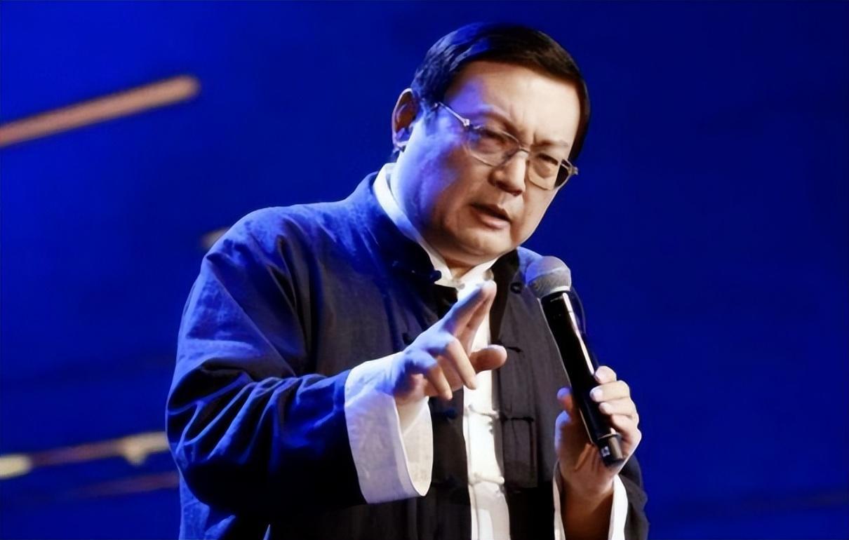 老梁沉寂7年背后:媒体巨星的陨落与反思 梁宏达,一度被誉为中国媒体界