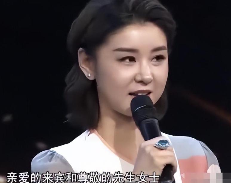 李小萌多才多艺图片