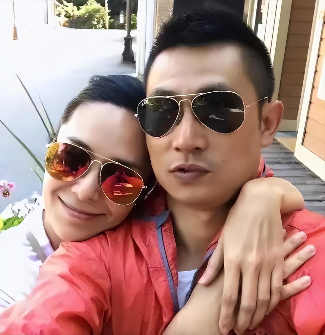 嫁给"丑男"的8位女明星 爱情,是一种难以言喻的情感.