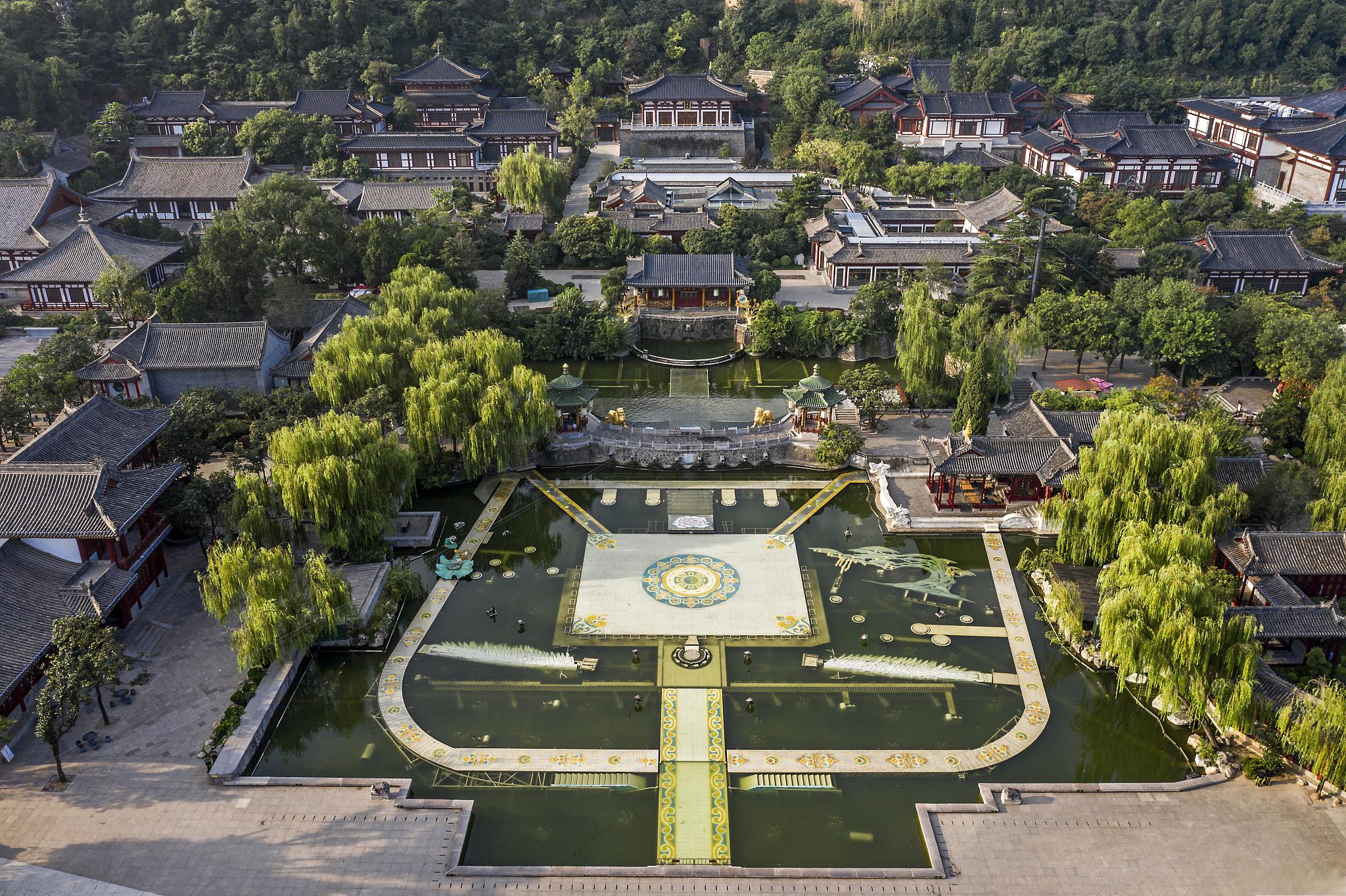 藏在西安城东三十公里的秘密花园,与兵马俑并肩而立的华清宫,等待你的