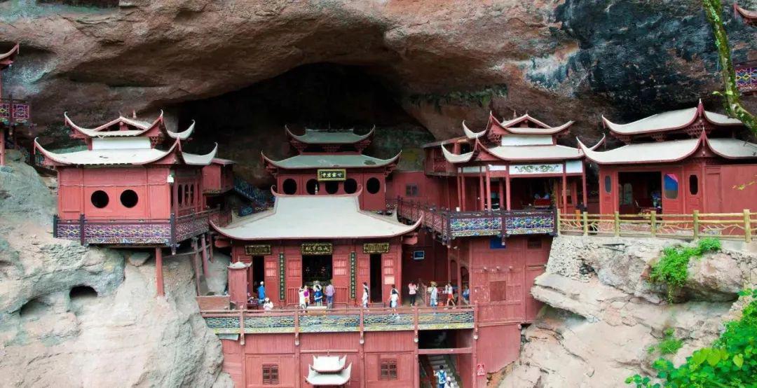 福建泰宁甘露寺:佛教文化和建筑艺术的瑰宝 在中国众多佛教圣地中