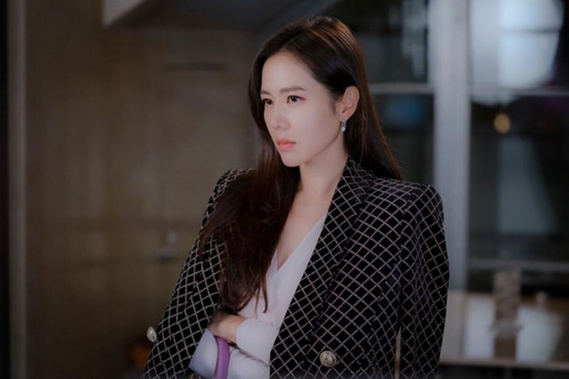 8位韩剧女霸总 韩剧中的八位"女霸总",她们或是决断力强,或是狠戾果敢