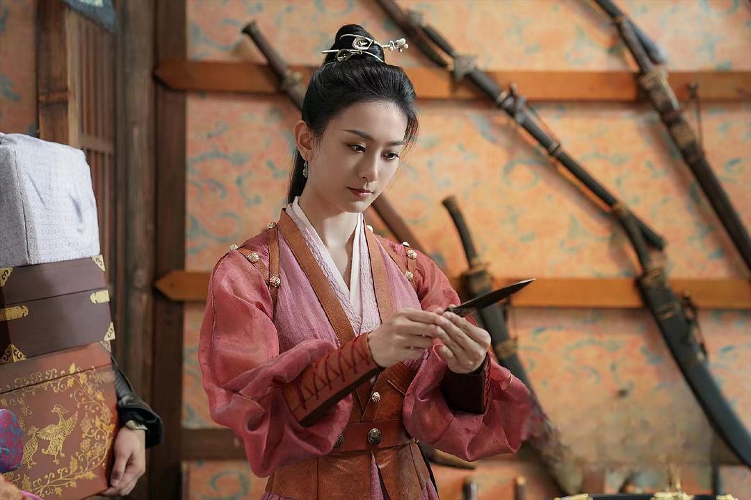 斗破苍穹》:女主的爱情故事 女主萧薰儿,身世高贵,冷漠内敛,善良果断