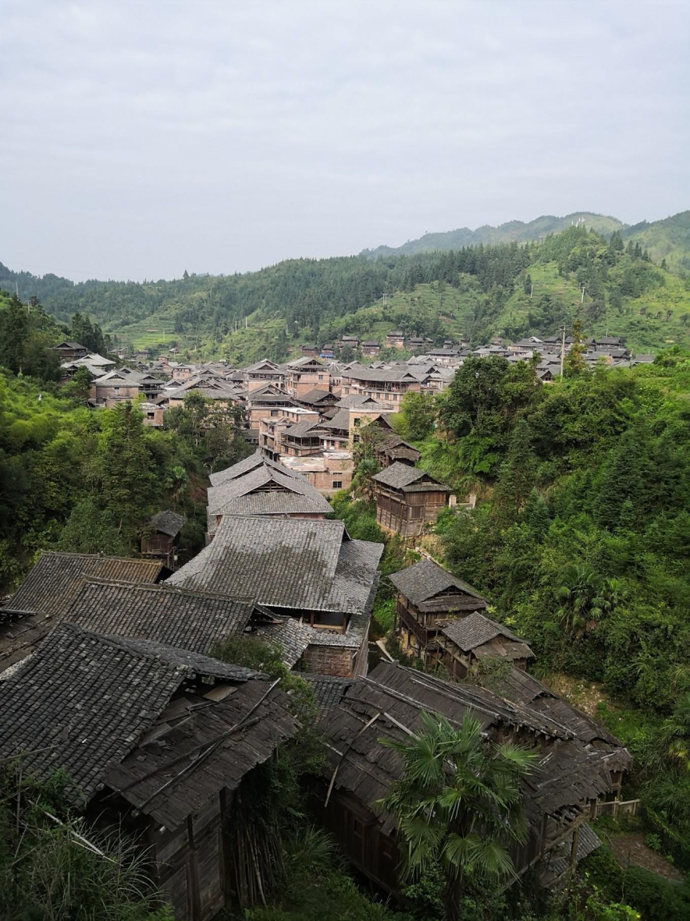 小黄侗寨:侗族大歌之乡 小黄侗寨,藏在从江县高增乡的一颗璀璨明珠.