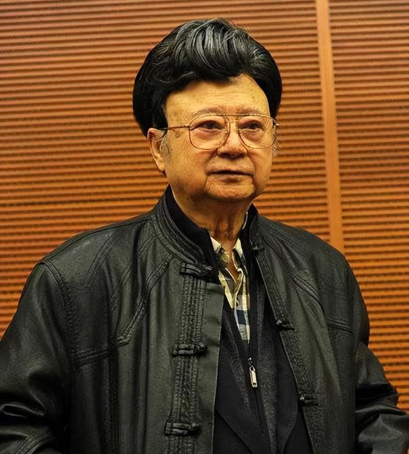 婚姻终结,晚年靠女儿支撑,音乐传奇仍感人至深 著名歌唱家胡松华,与