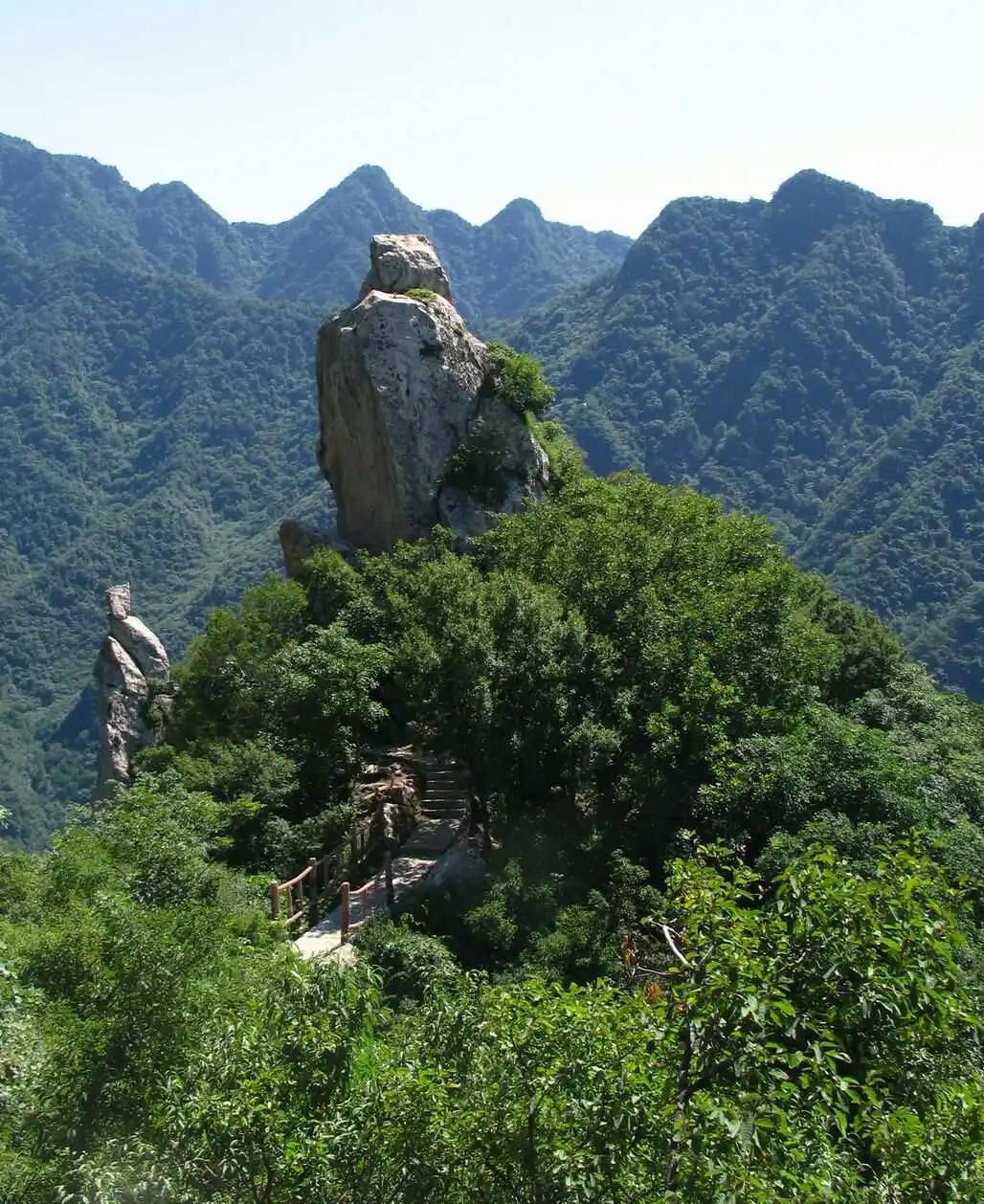 翠华山,又名太乙山,位于陕西省西安市长安区太乙宫镇