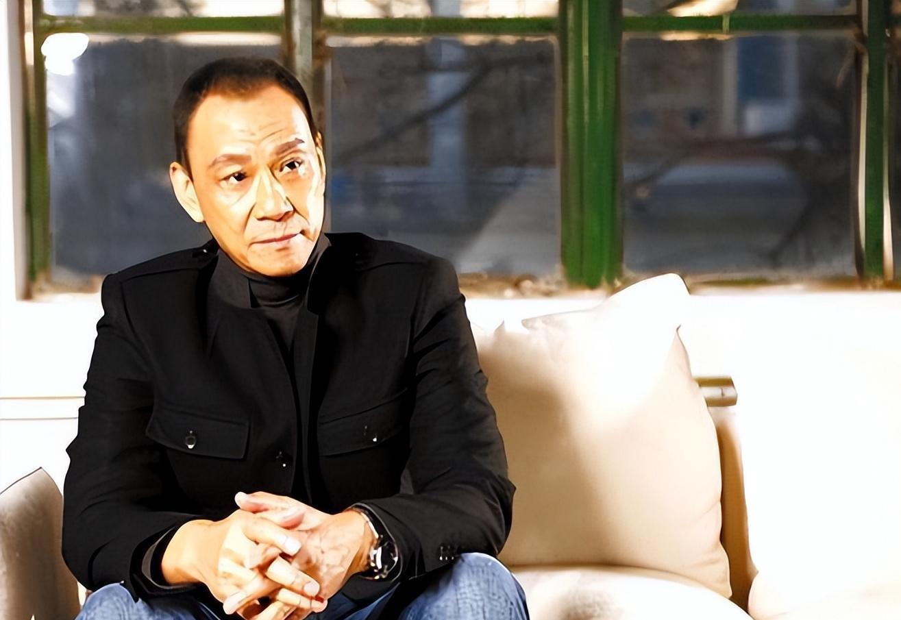 王学圻:人生大戏 王学圻的故事让人们反思自己的人生选择,思考如何