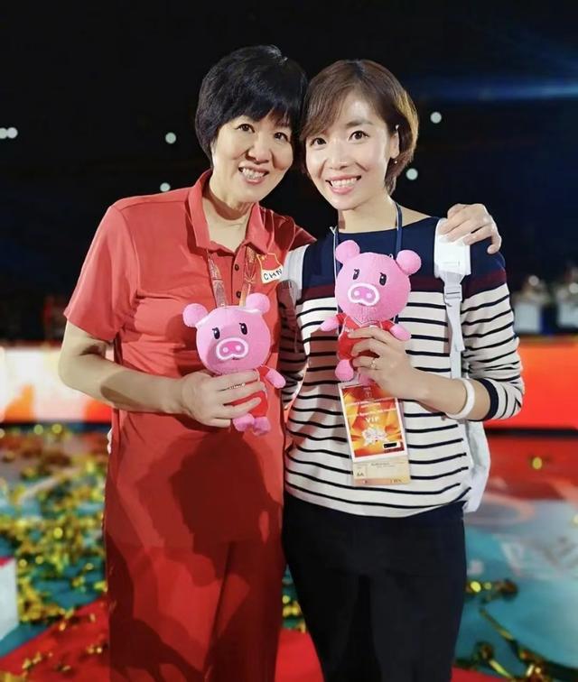 郎平爱徒嫁大16岁美国白人 马蕴雯和雷特的跨国爱情故事,源自郎平的