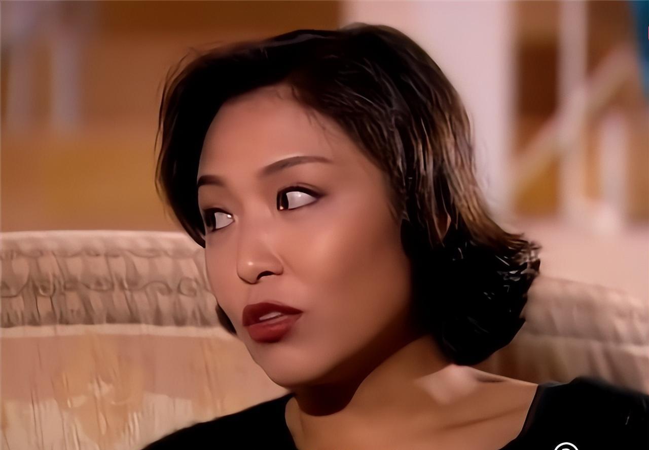 tvb女配角的命运逆转:豪门与单亲,演绎娱乐圈的真实