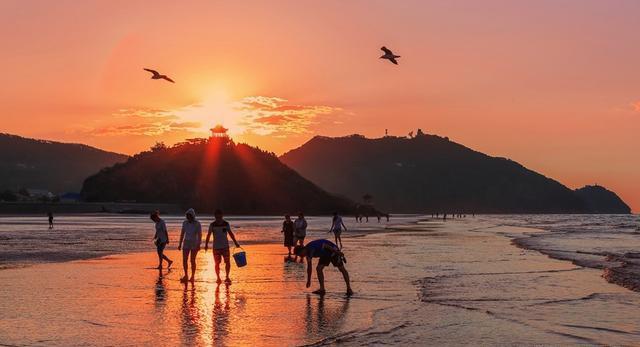 辽宁大鹿岛:北方夏威夷的神秘仙境 辽宁大鹿岛,这个被誉为"北方夏威夷