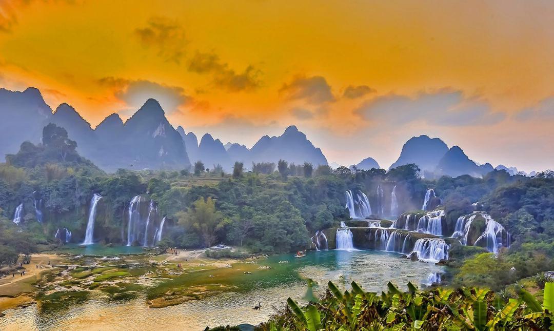 中国自然奇观:大自然的秘密宝藏 中国这片神秘而辽阔