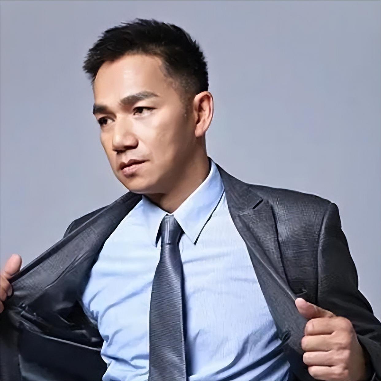 骆达华:tvb配角逆袭,上海买别墅,演绎坚韧人生!