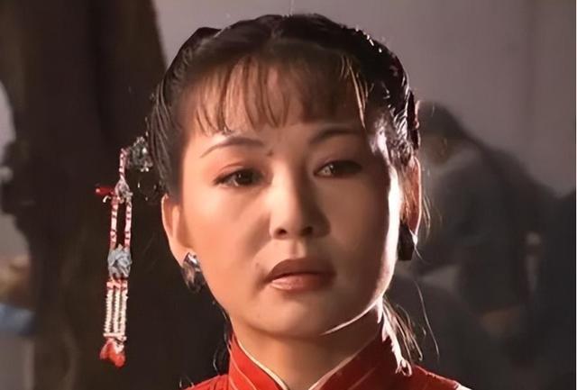 大宅门》:事业平平的5位演员 大宅门》是一部经典的年代剧,但是其中