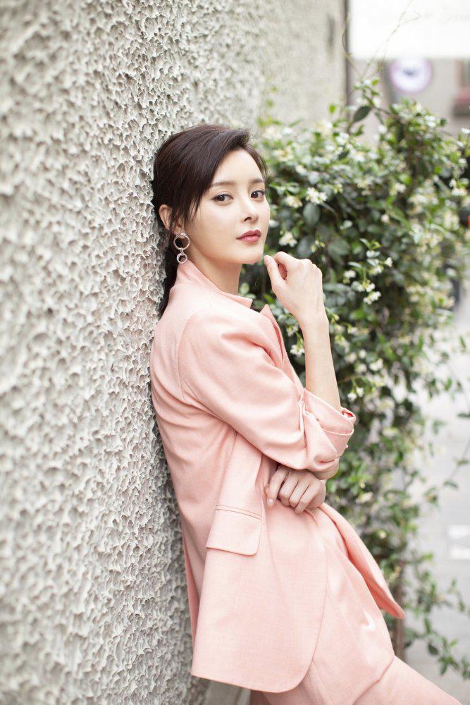 王瑞子:《大江大河》中的刘启明,演技精湛赢得观众心 王瑞子,这位出生