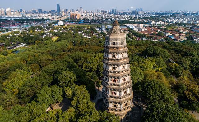 苏州游玩攻略:漫步古城,探秘江南水乡 烟雨中的苏州,宛如"东方威尼斯"