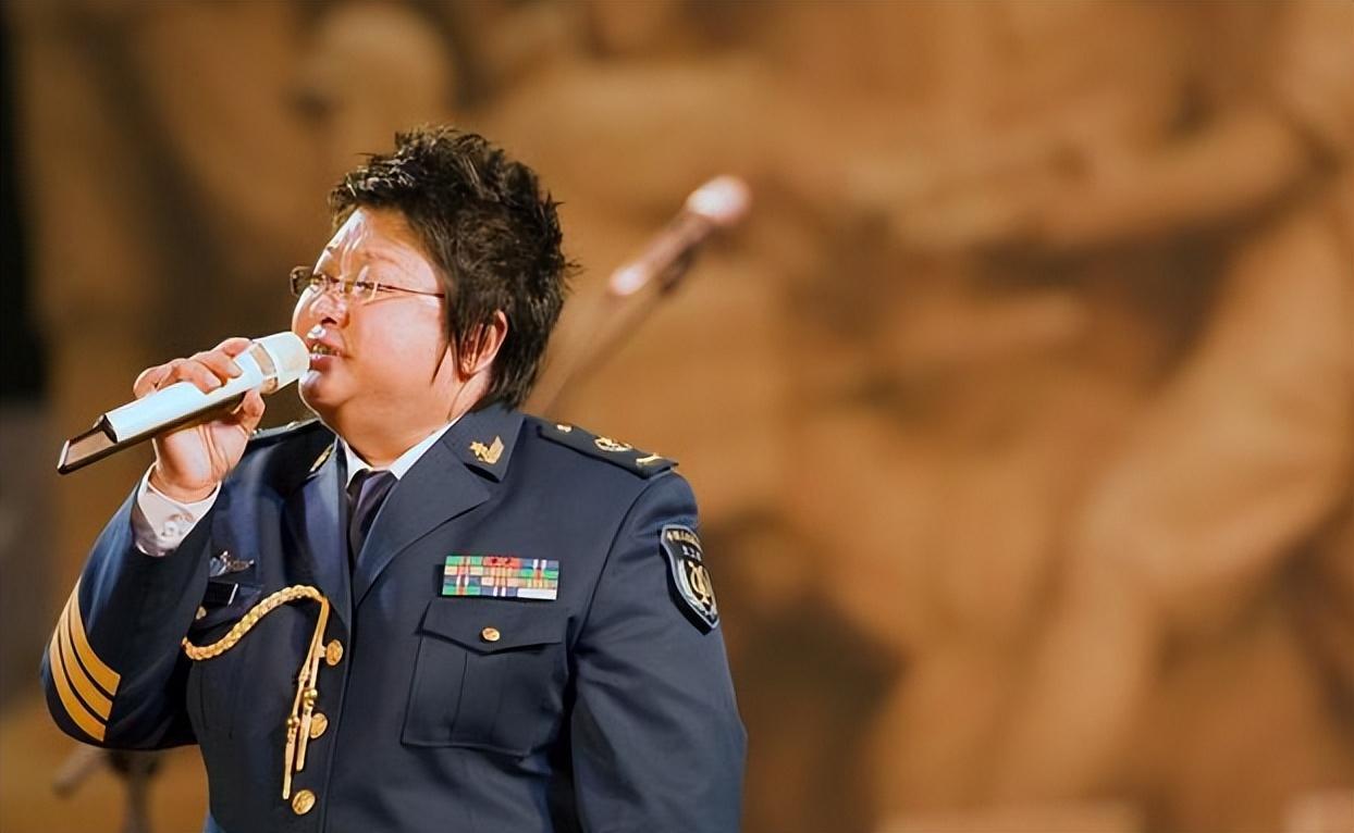 韩红家庭背景曝光 韩红是乐坛的大姐大,绝无人敢得罪她.