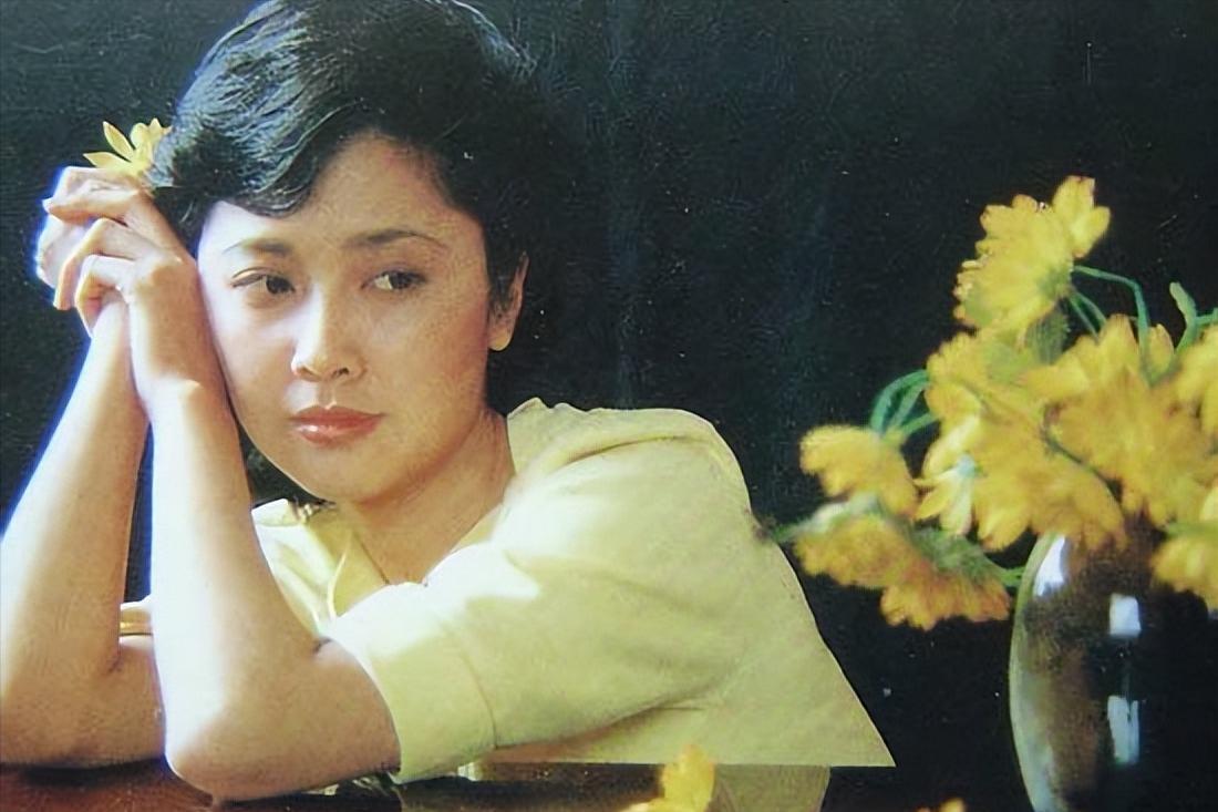 朱琳:岁月不败美人 朱琳是80年代大陆第一美女,她的美丽吸引了无数