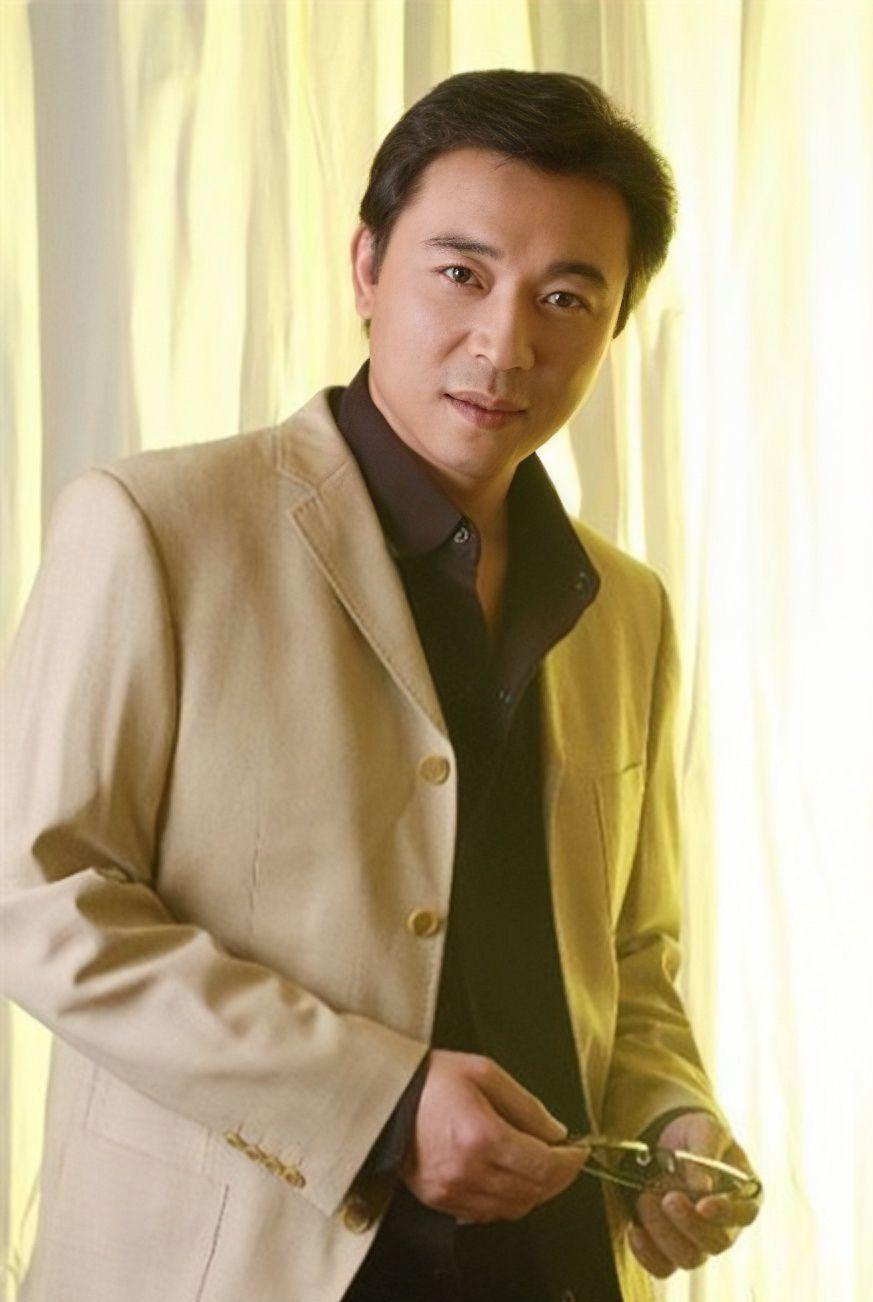 张晞临:坚持梦想的力量,老来得子仍不忘初心 张晞临,一个来自普通家庭