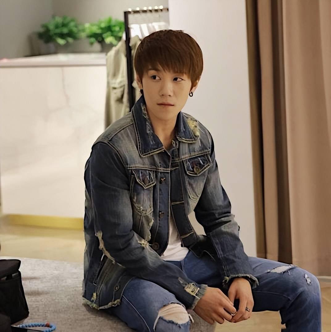 周澄奥:不一般的小角色 周澄奥,中国国家话剧院工作,虽然每次接到的都