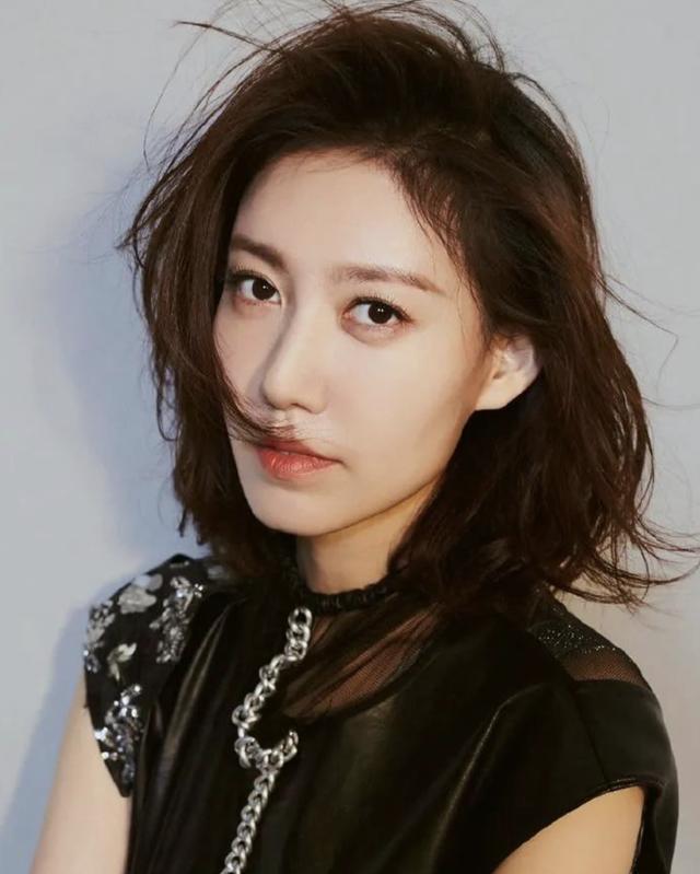 演员高露:隐婚生子是最正确的决定 高露是娱乐圈公认的大美女,不仅长