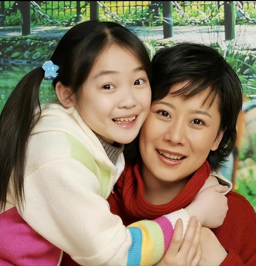 从一夜成名到留学归来,娱乐圈的现实与梦想 齐如意,这位曾在《暖春》